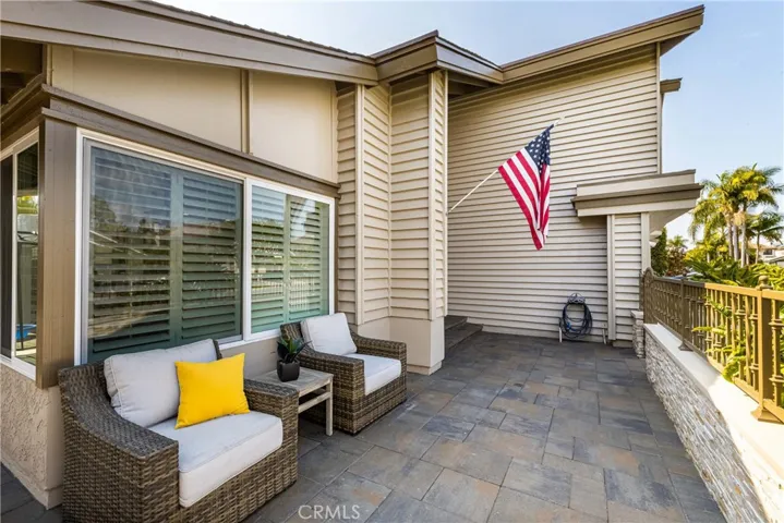 6822 Presidente Drive, Huntington Beach, California 92648