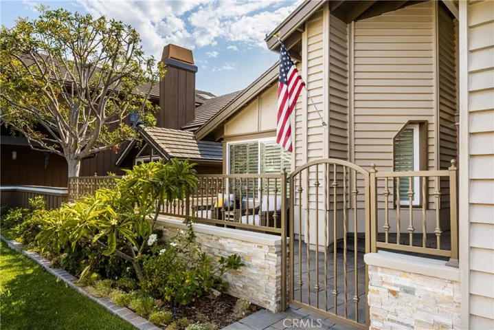 6822 Presidente Drive, Huntington Beach, California 92648