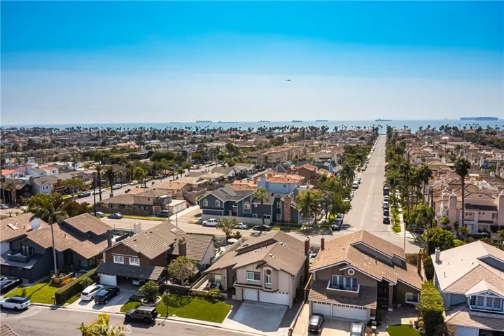 6822 Presidente Drive, Huntington Beach, California 92648