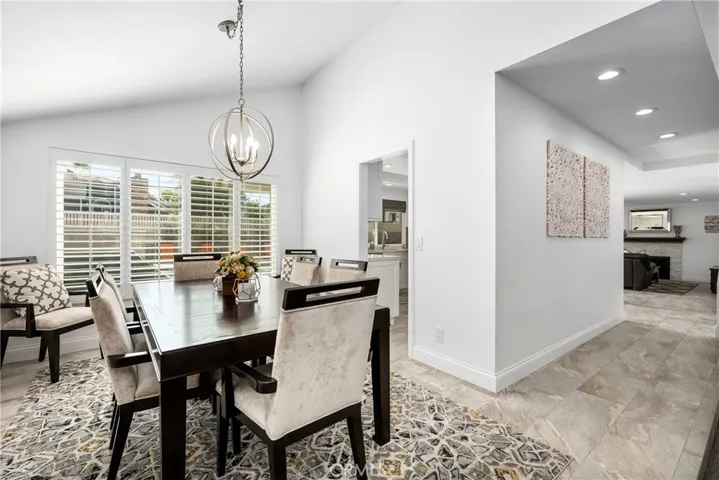 6822 Presidente Drive, Huntington Beach, California 92648
