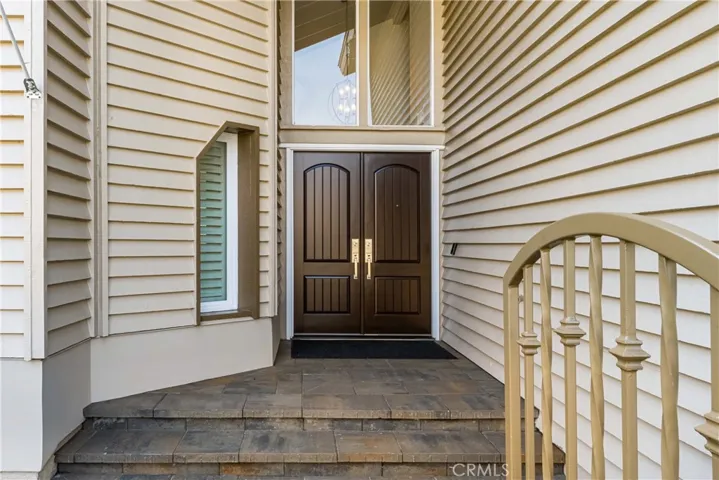 6822 Presidente Drive, Huntington Beach, California 92648