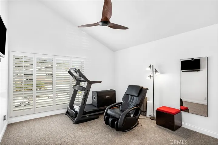 6822 Presidente Drive, Huntington Beach, California 92648