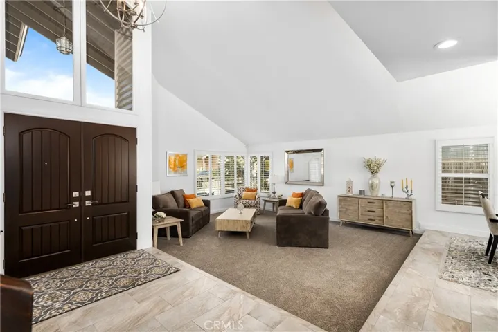 6822 Presidente Drive, Huntington Beach, California 92648