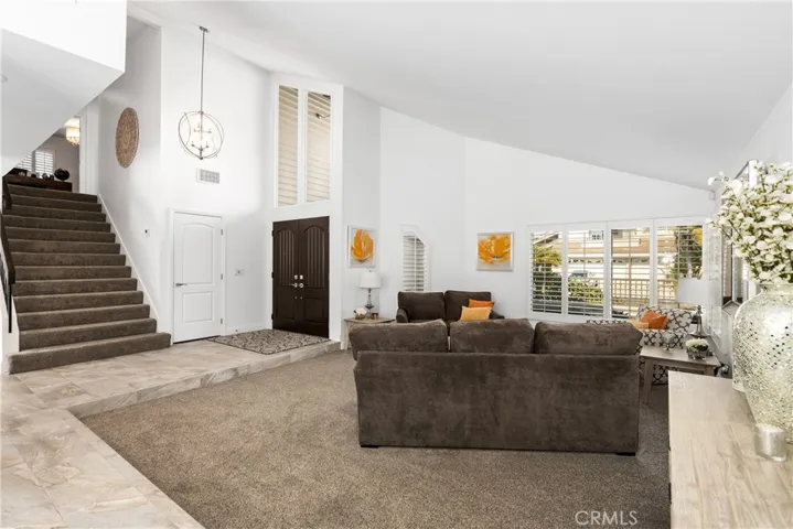6822 Presidente Drive, Huntington Beach, California 92648