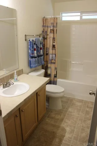 2300 E Valley Parkway 5, Escondido, California 92027