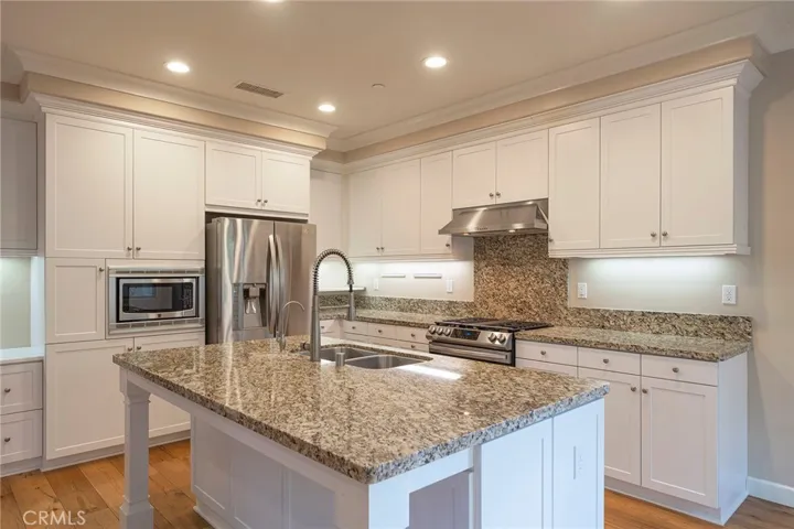 104 Pendant 43, Irvine, California 92620