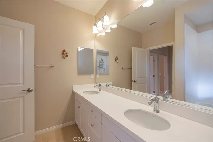 104 Pendant 43, Irvine, California 92620