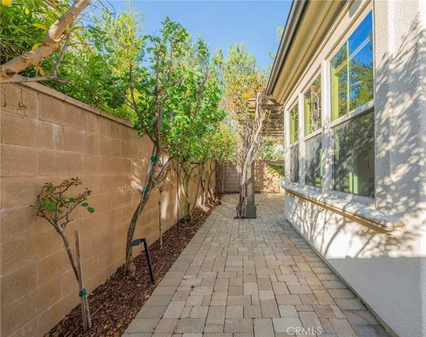 104 Pendant 43, Irvine, California 92620