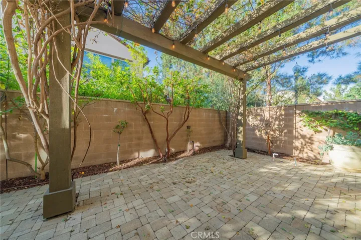 104 Pendant 43, Irvine, California 92620