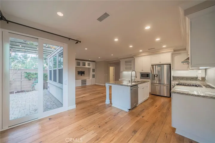 104 Pendant 43, Irvine, California 92620