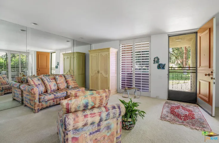 2521 N Whitewater Club Drive B, Palm Springs, California 92262