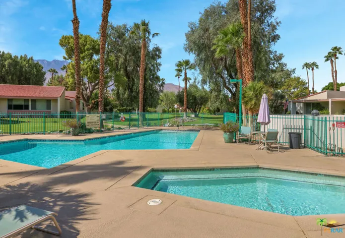 2521 N Whitewater Club Drive B, Palm Springs, California 92262