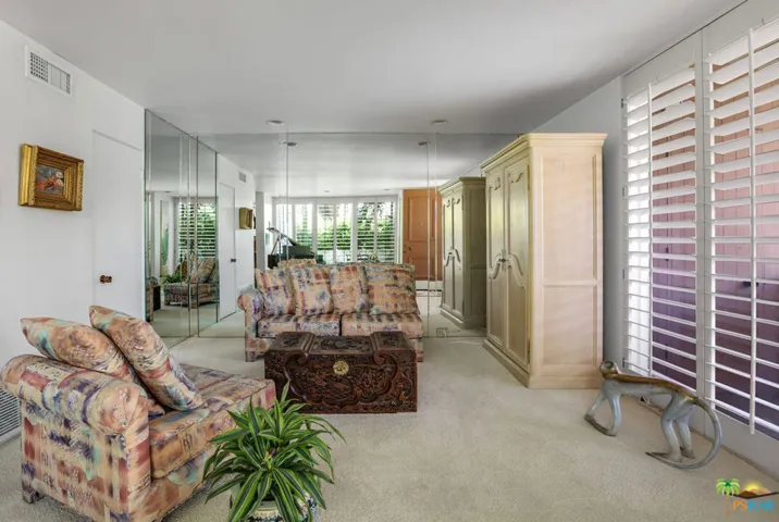 2521 N Whitewater Club Drive B, Palm Springs, California 92262
