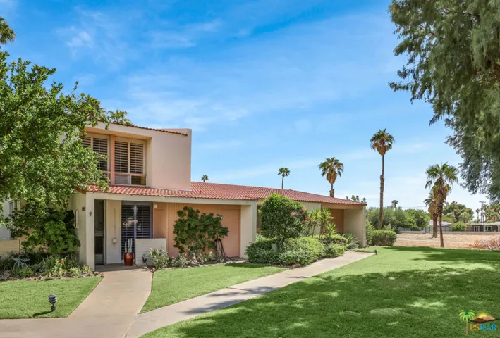 2521 N Whitewater Club Drive B, Palm Springs, California 92262