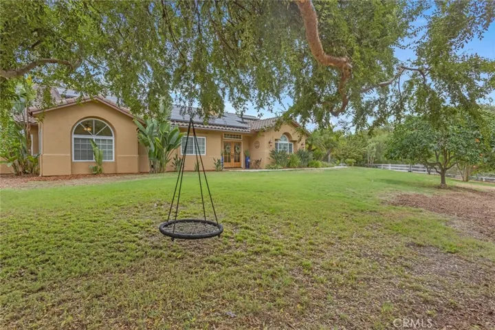 2182 Mardavido Lane, Fallbrook, California 92028