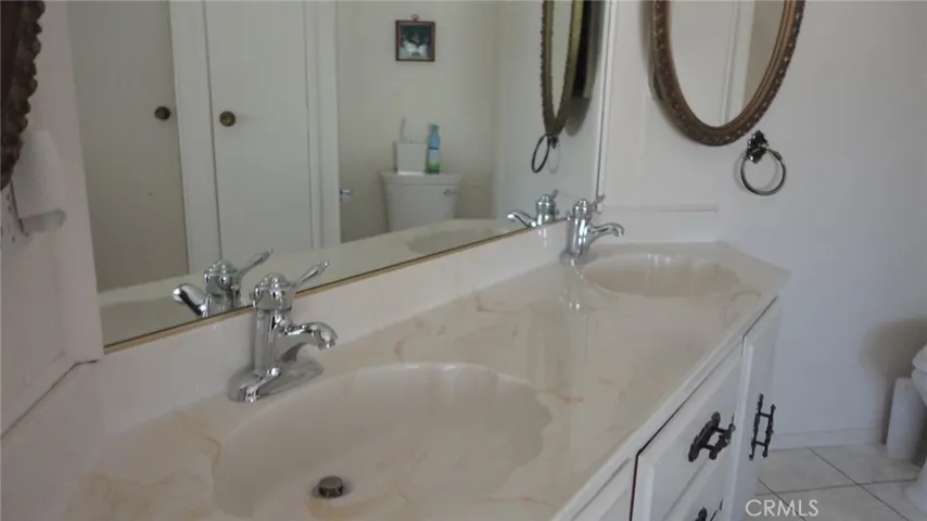 Dual Sinks in the Master Bathroom