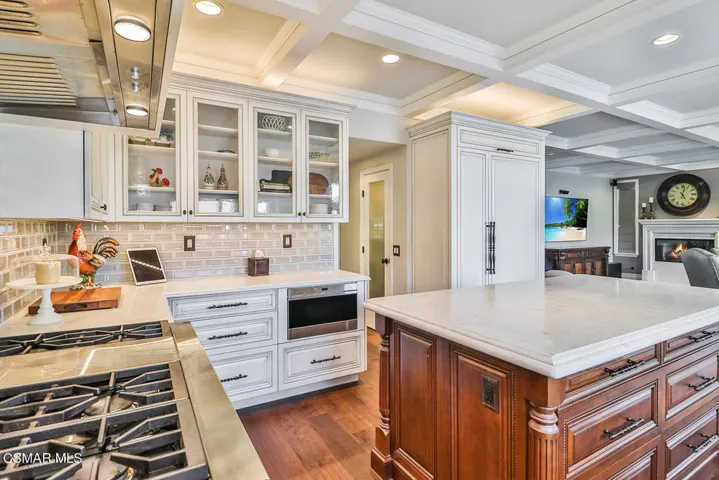 hKitchen6