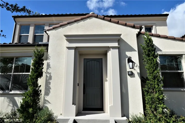 139 Anthology, Irvine, California 92618