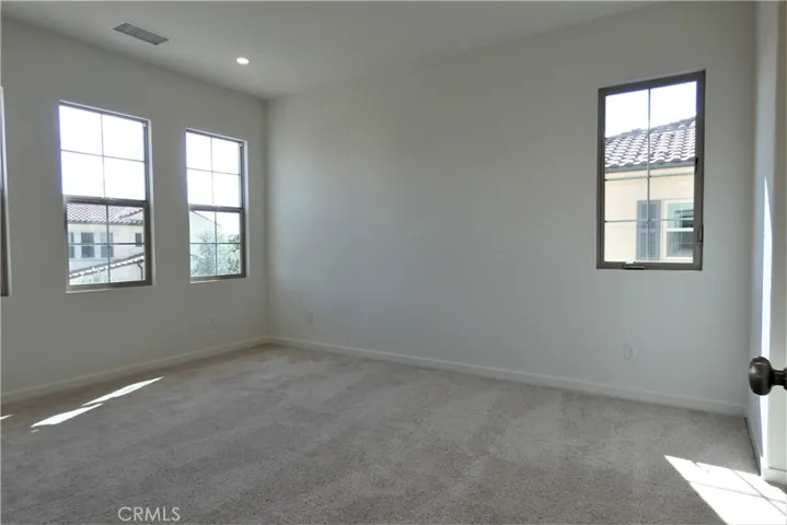 139 Anthology, Irvine, California 92618