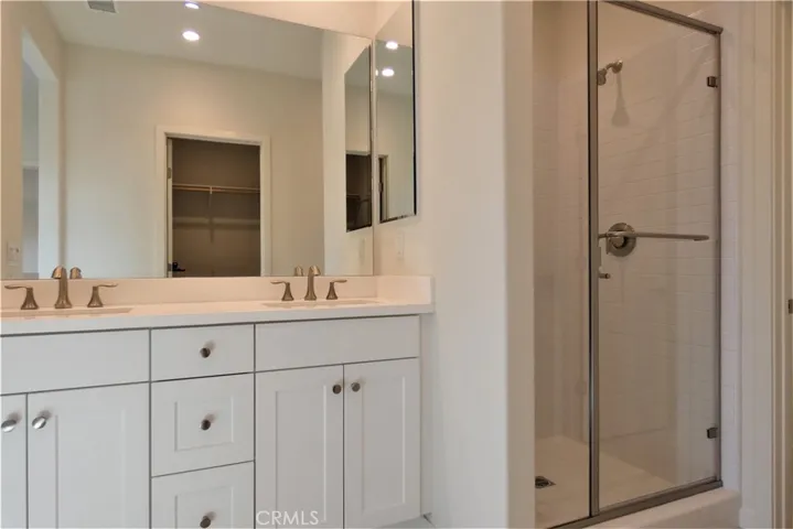 139 Anthology, Irvine, California 92618