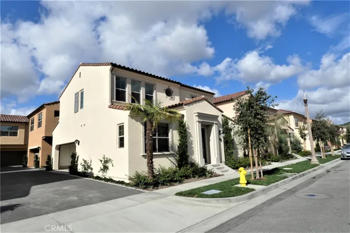 139 Anthology, Irvine, California 92618