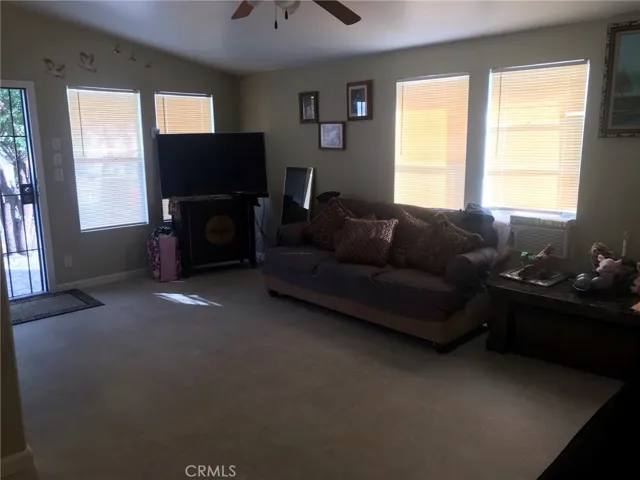 25091 Camino Del Norte, Barstow, California 92311