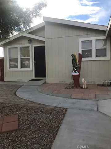 25091 Camino Del Norte, Barstow, California 92311