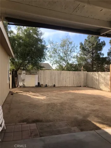 25091 Camino Del Norte, Barstow, California 92311