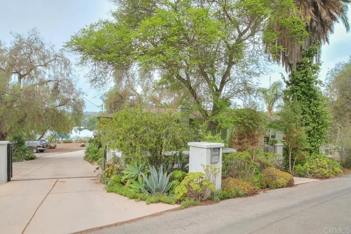 588 Estrelita Drive, Vista, California 92084