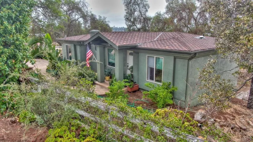 588 Estrelita Drive, Vista, California 92084
