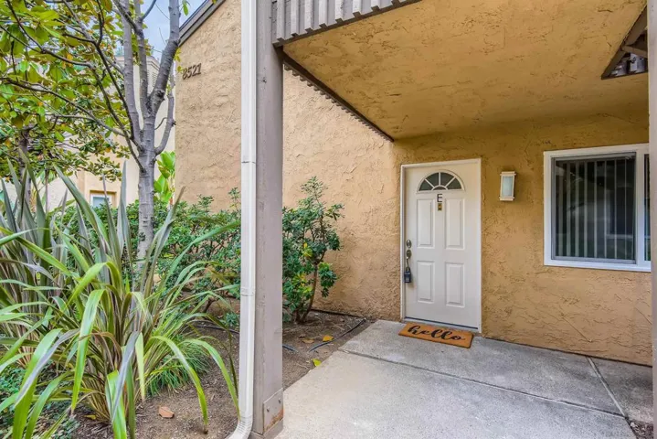8521 Villa La Jolla Drive E, La Jolla, California 92037