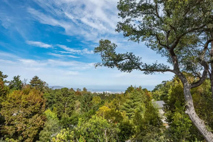 , Hillsborough, California 94010
