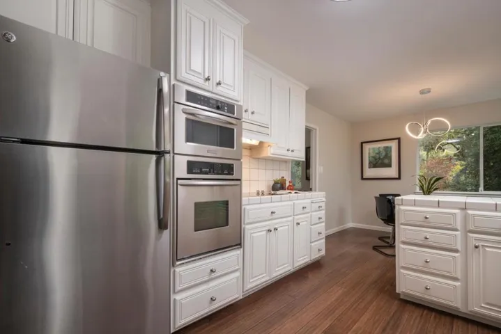 , Hillsborough, California 94010