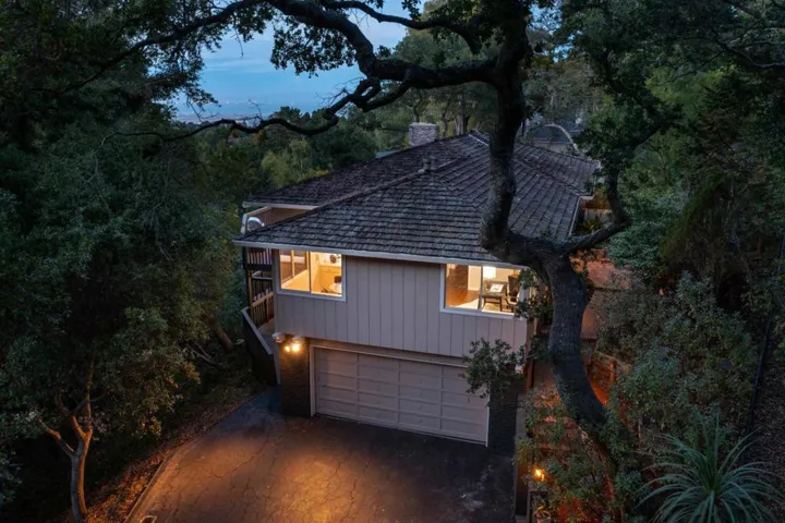 , Hillsborough, California 94010