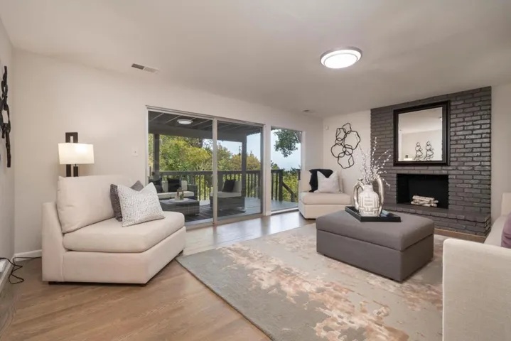 , Hillsborough, California 94010