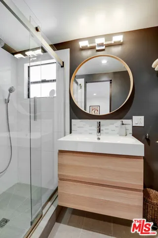 15517 Briarwood Drive, Sherman Oaks, California 91403