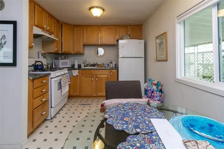9391 California Avenue 124, Riverside, California 92503