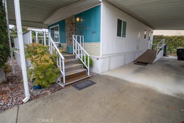 9391 California Avenue 124, Riverside, California 92503