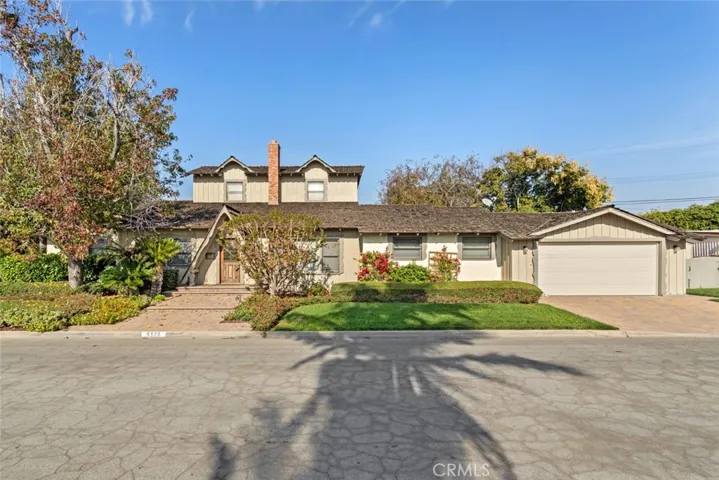 9520 Casanes Avenue, Downey, California 90240