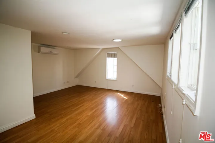 loft in garage- 2ND FLOOR