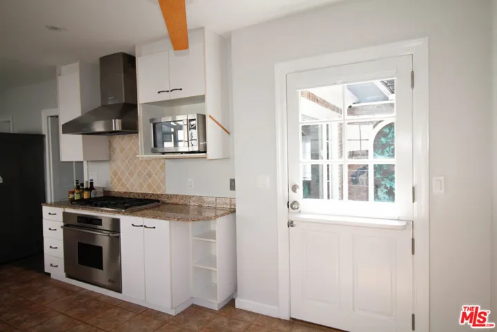 922 S Sierra Bonita Avenue, Los Angeles, California 90036