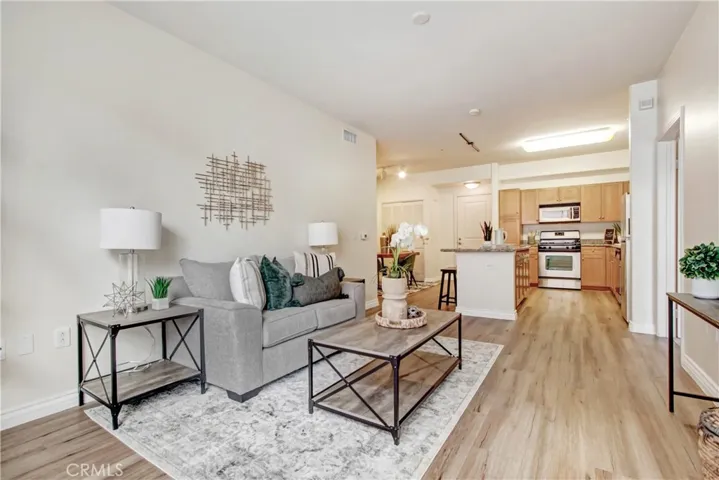 100 S Alameda Street 305, Los Angeles, California 90012