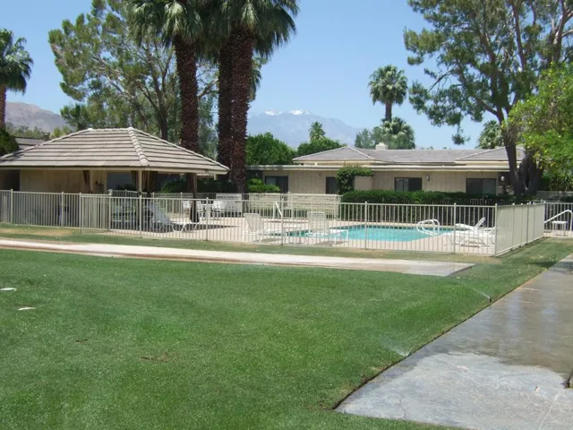 Pool 1