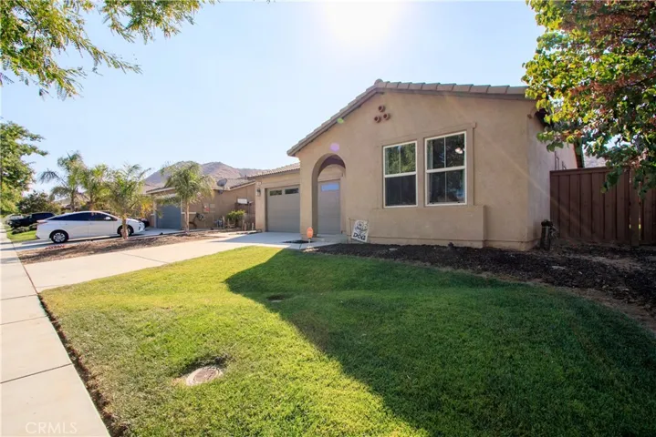 684 Julian Avenue, San Jacinto, California 92582