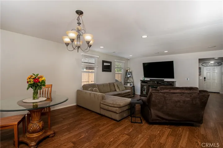 684 Julian Avenue, San Jacinto, California 92582