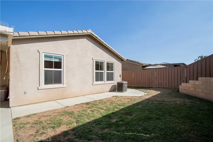 684 Julian Avenue, San Jacinto, California 92582