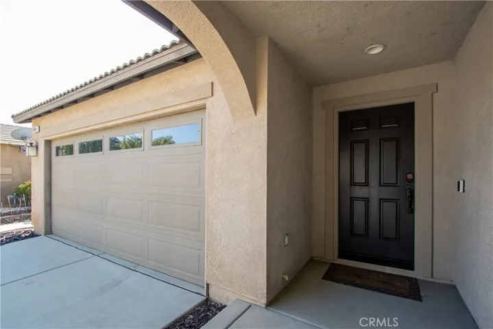 684 Julian Avenue, San Jacinto, California 92582