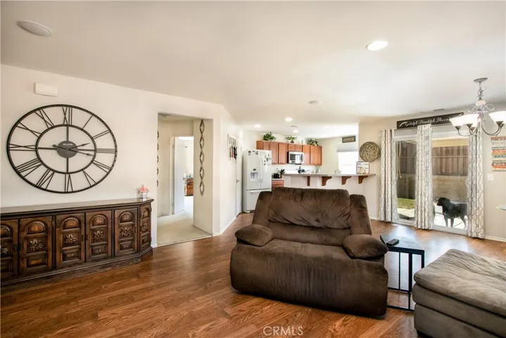 684 Julian Avenue, San Jacinto, California 92582