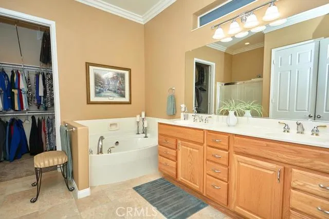 11054 Rockaway Glen Road, Apple Valley, California 92308