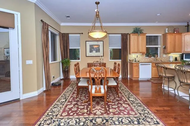 11054 Rockaway Glen Road, Apple Valley, California 92308